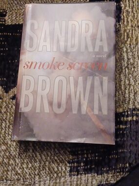 4/$40 Sandra Brown "Smoke Screen" - Hardcover Novel